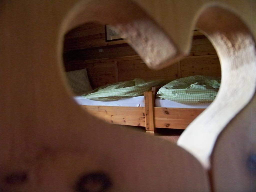 Gaestehaus Bichl Umhausen Chambre photo