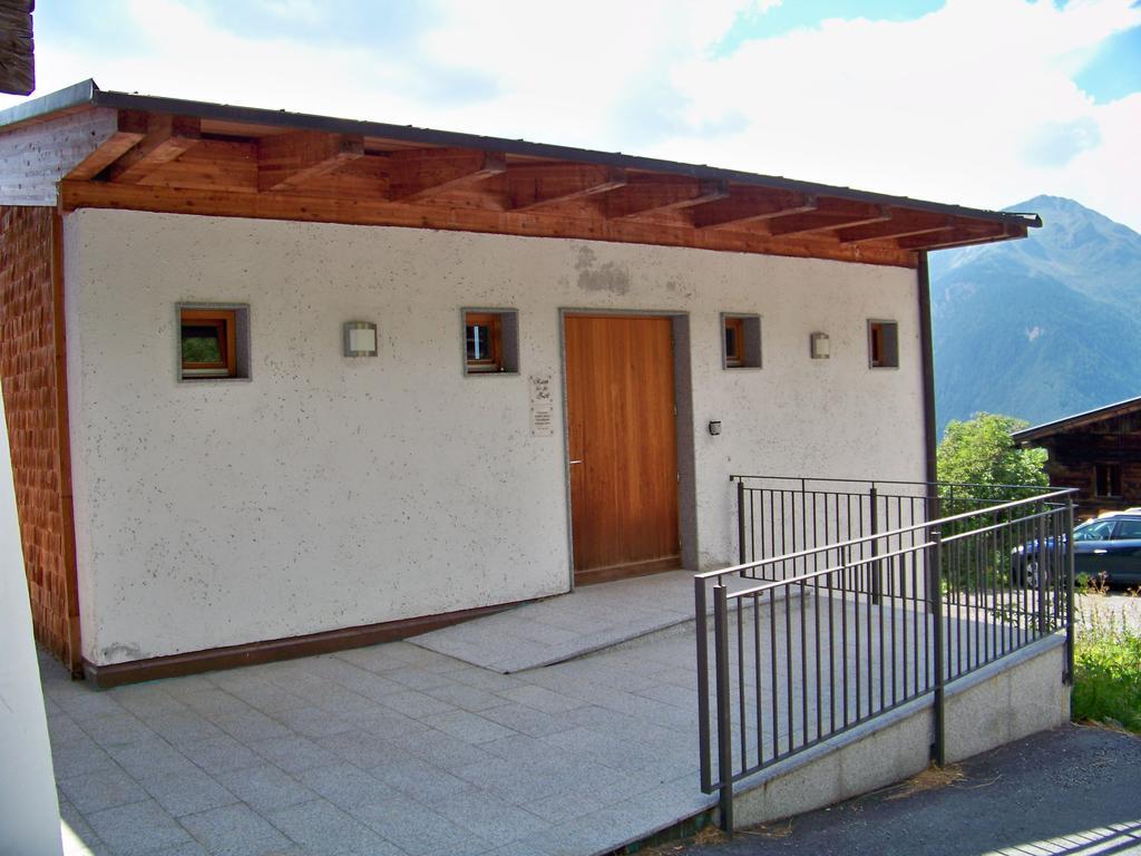 Gaestehaus Bichl Umhausen Extérieur photo