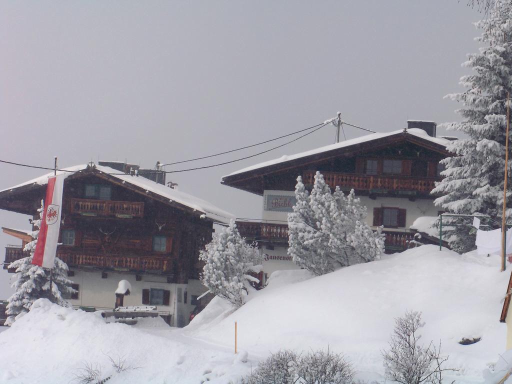 Gaestehaus Bichl Umhausen Extérieur photo