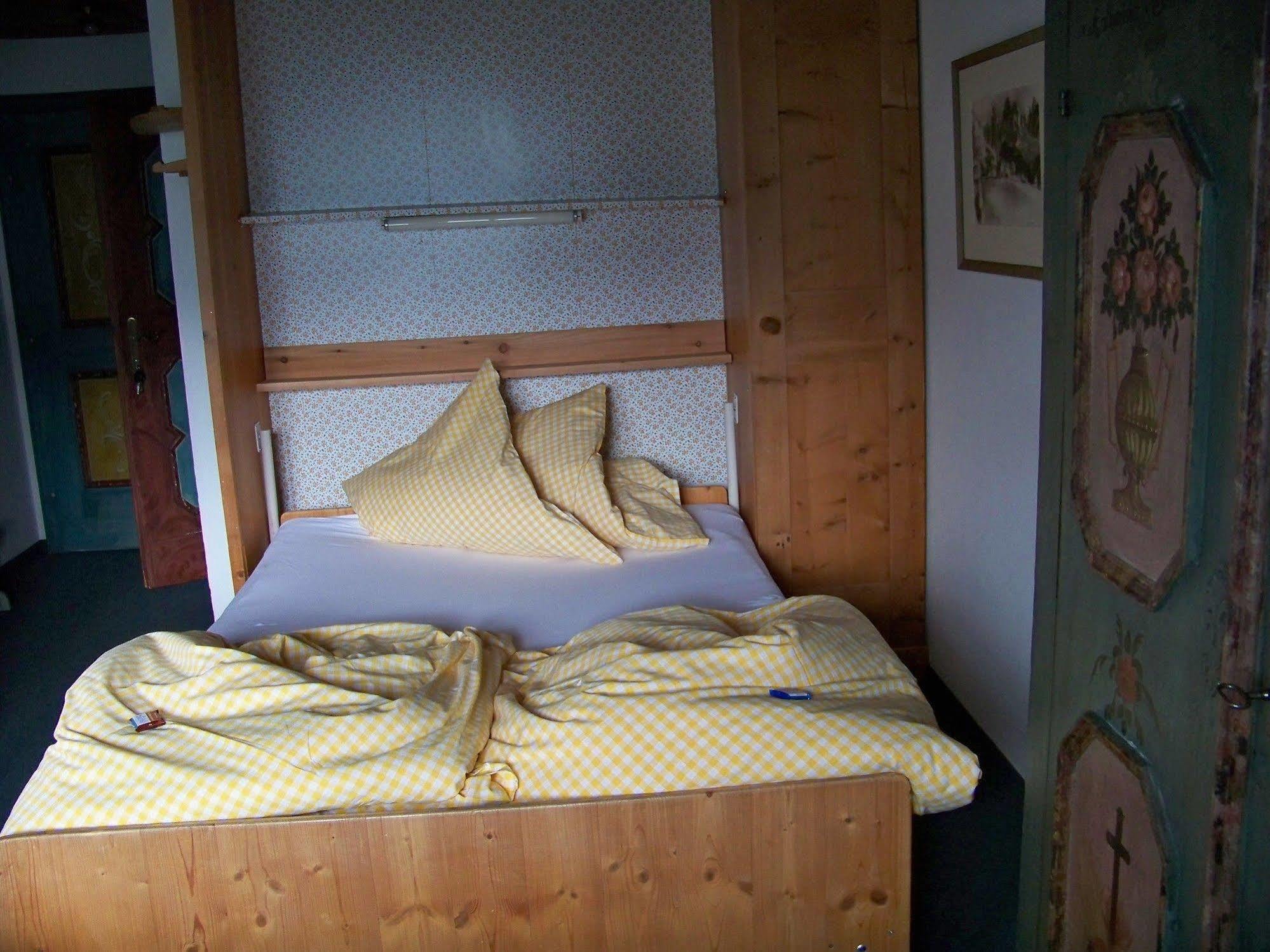 Gaestehaus Bichl Umhausen Extérieur photo