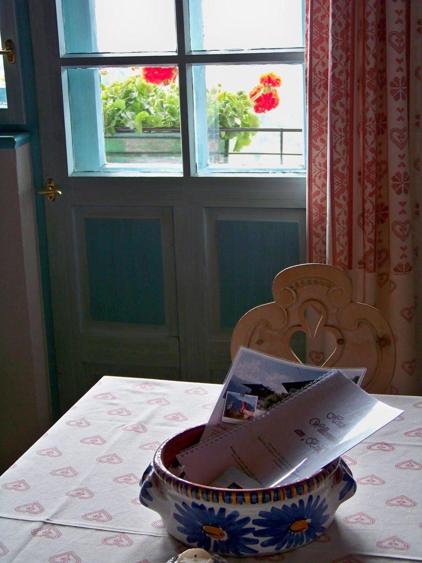 Gaestehaus Bichl Umhausen Extérieur photo